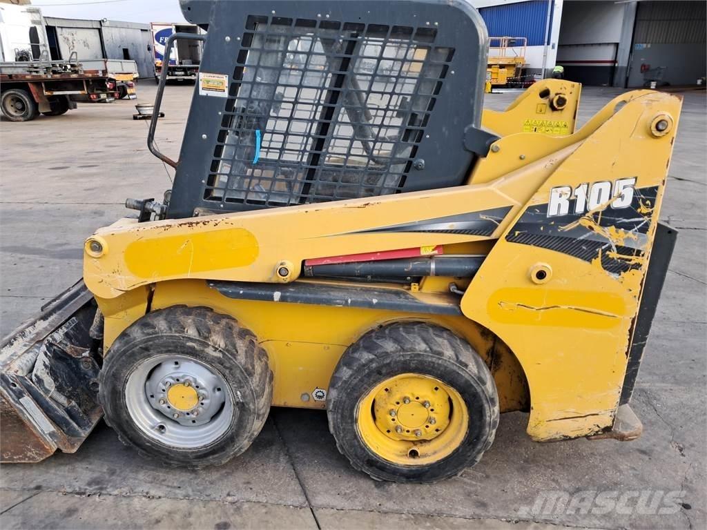 Gehl R105 Incarcator pe pneuri