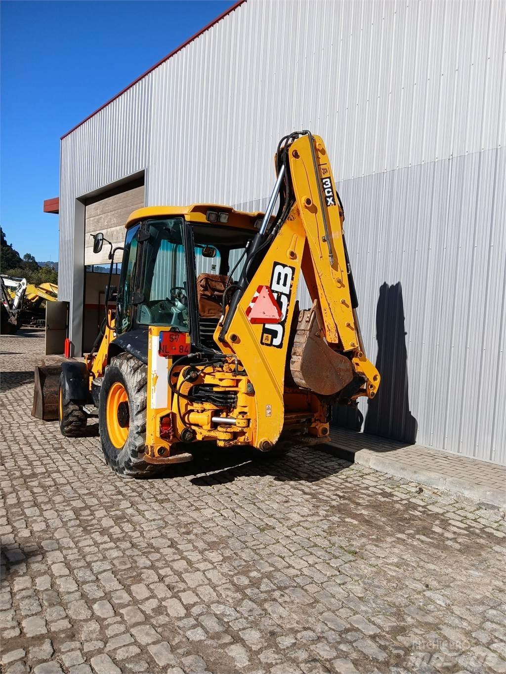 JCB 3CX Buldoexcavatoare