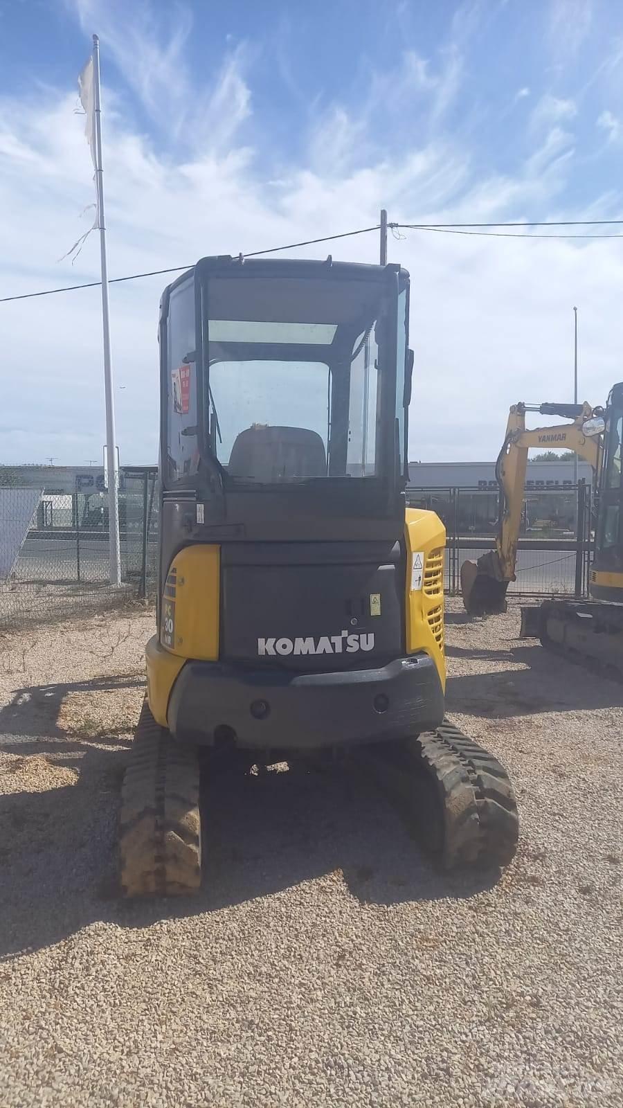 Komatsu PC30MR-2 Mini excavatoare < 7t