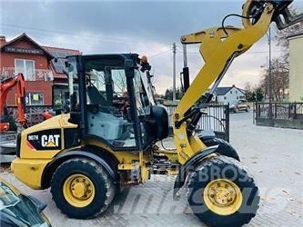 CAT 907H Incarcator pe pneuri