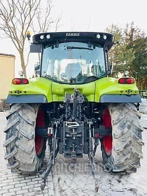 CLAAS ARION 520 Tractoare