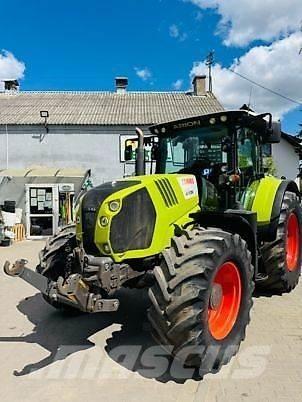 CLAAS ARION 640 Tractoare