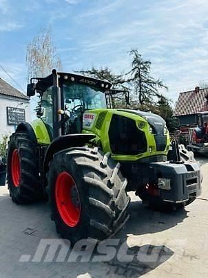 CLAAS AXION 840 Tractoare