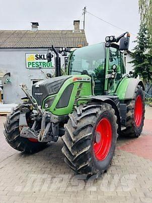 Fendt 512 VARIO Tractoare