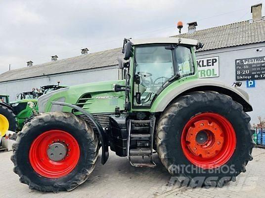 Fendt 933 VARIO Tractoare