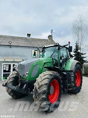 Fendt 933 VARIO Tractoare