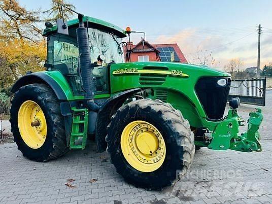 John Deere 7820 Tractoare