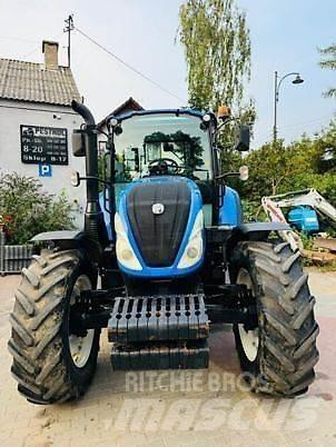 New Holland T5.110 Tractoare