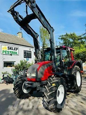 Valtra N101 Tractoare