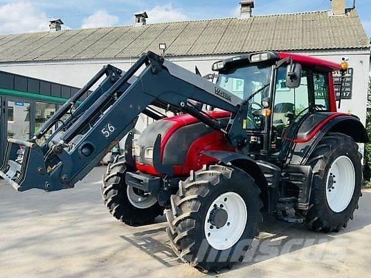 Valtra N101 Tractoare