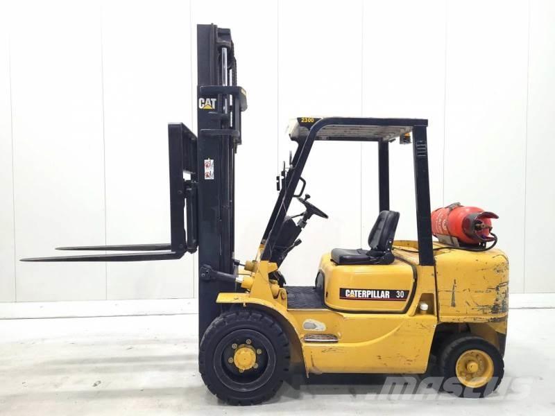 CAT GP30K Stivuitor GPL