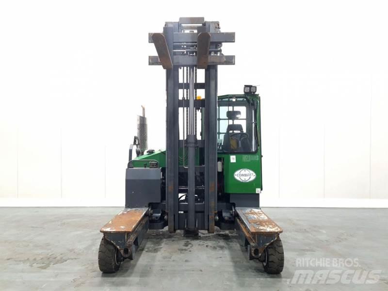 Combilift C4000 Stivuitoare cu patru brate