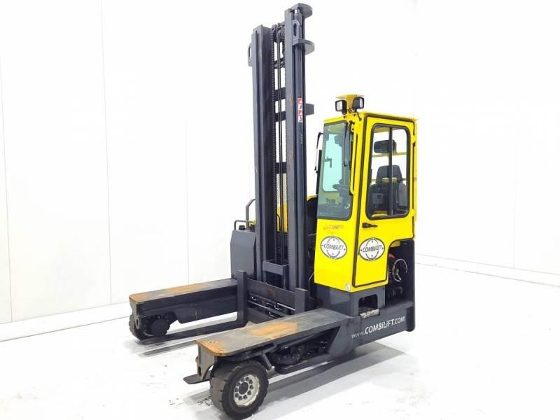 Combilift C4000 Stivuitoare cu patru brate