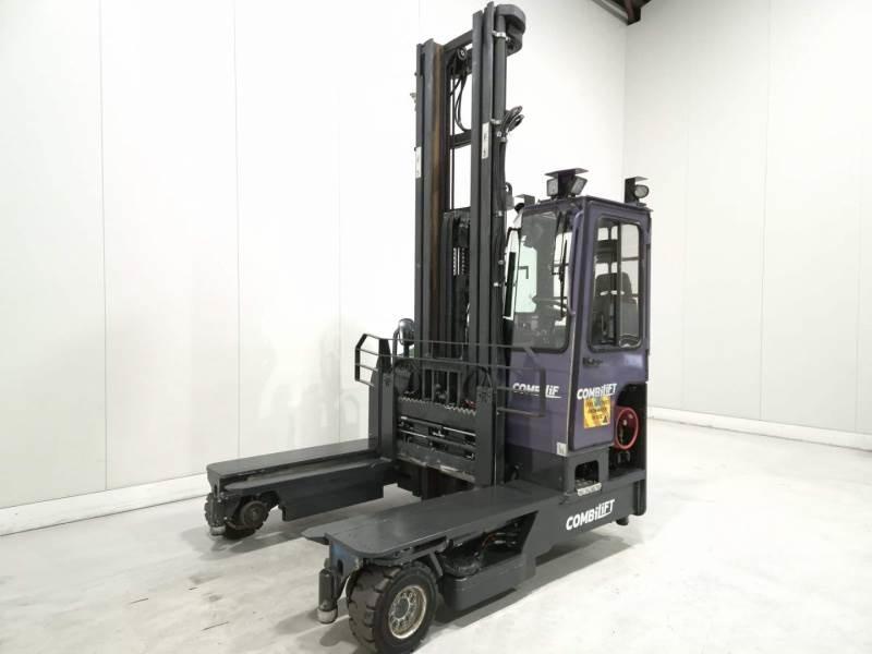 Combilift C4000 Stivuitoare cu patru brate