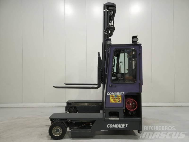 Combilift C4000 Stivuitoare cu patru brate