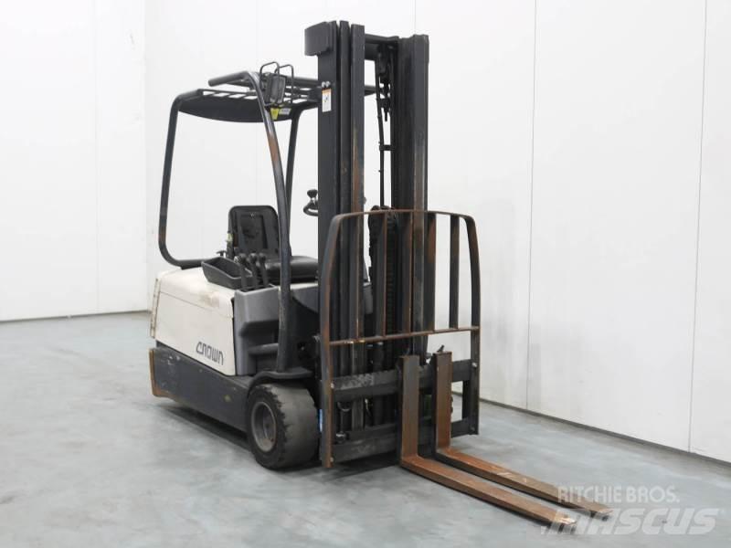 Crown SC3018 Strivuitoare-altele