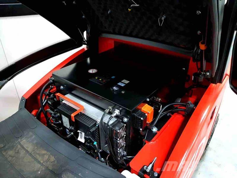 EP EFL253B 205 FC RENTAL Stivuitor electric