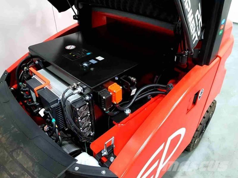EP EFL253B 205 HC RENTAL Stivuitor electric