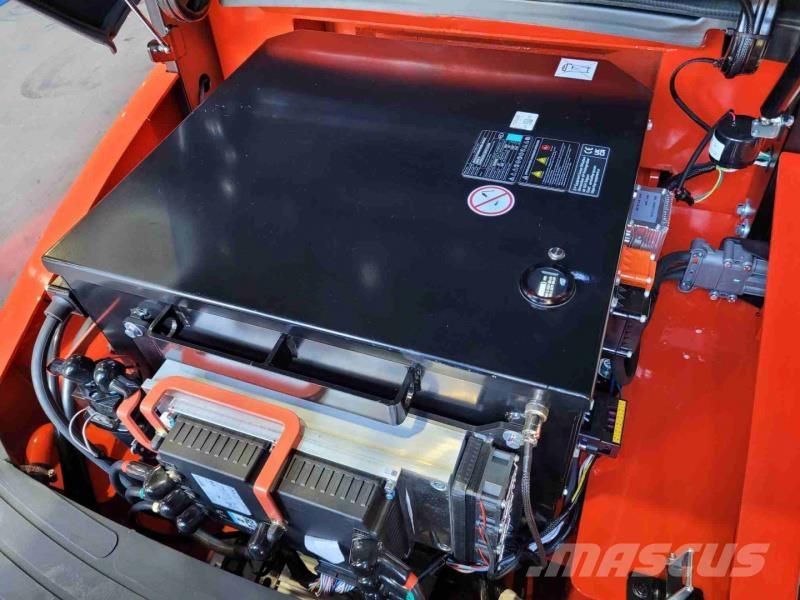 EP EFL303 205 HC Stivuitor electric