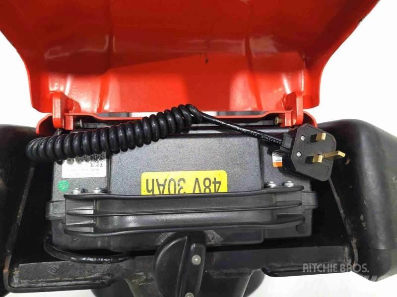 EP L185 Transpaleta electica cu furca