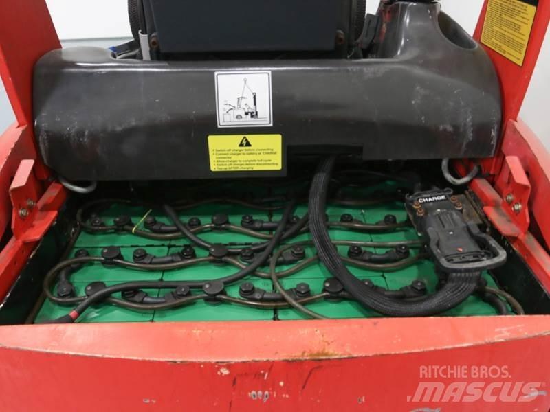 Flexi AC 1350 Stivuitoare pentru culoare inguste