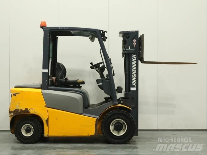 Jungheinrich DFG 425 Stivuitor diesel