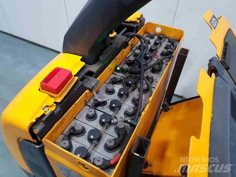 Jungheinrich ECE220 XL Utilaje speciale de ridicare si agatare