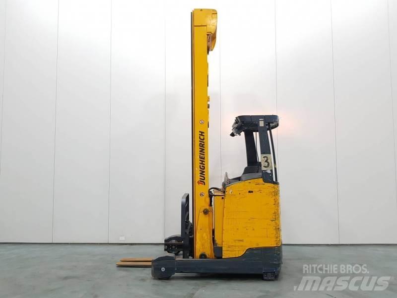 Jungheinrich ETV216 Stivuitor cu catarg retractabil