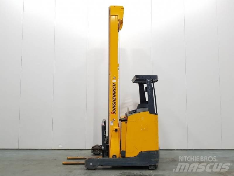 Jungheinrich ETV216 Stivuitor cu catarg retractabil