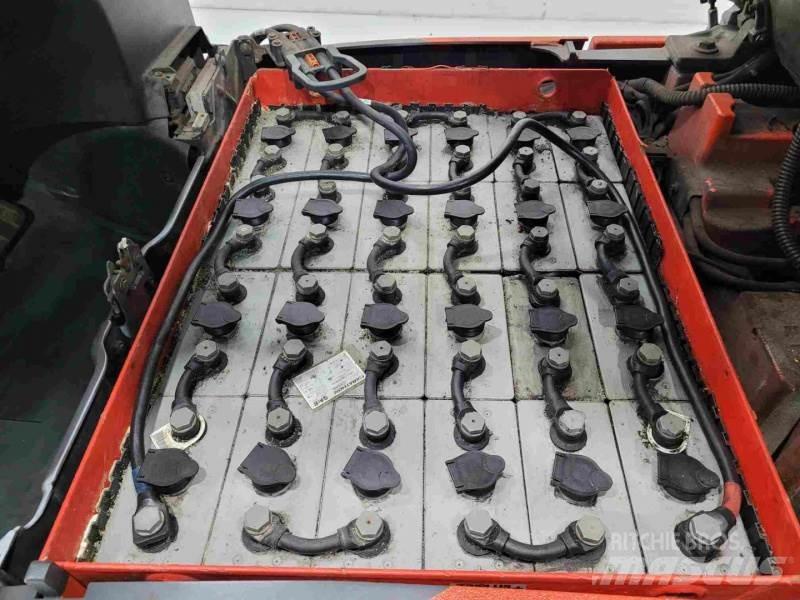 Linde E16P-02 Stivuitor electric