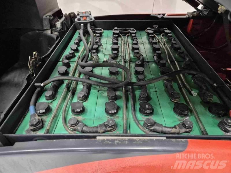 Linde E16PH-02 Stivuitor electric