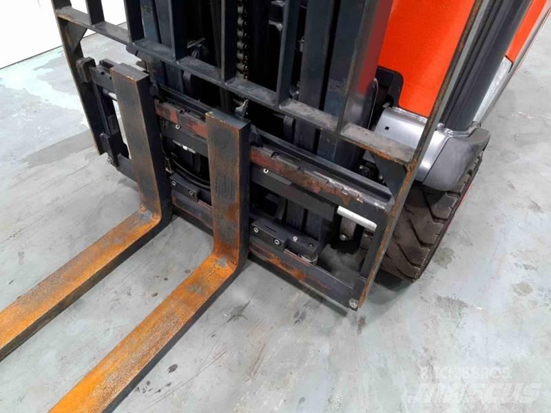 Linde E20PH-02 386 Stivuitor electric