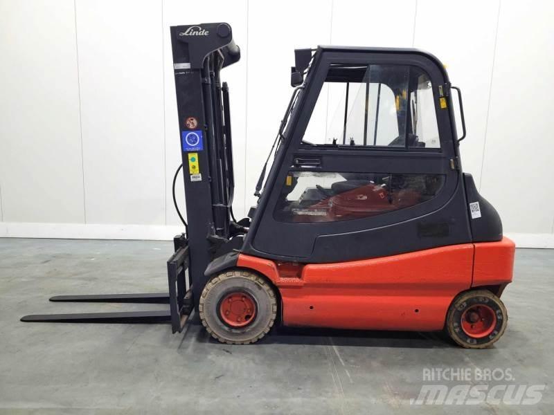 Linde E30-03 336 Stivuitor electric