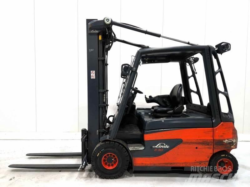 Linde E30L-01 Stivuitor electric