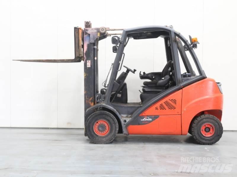 Linde H30D-02 393 Stivuitor diesel