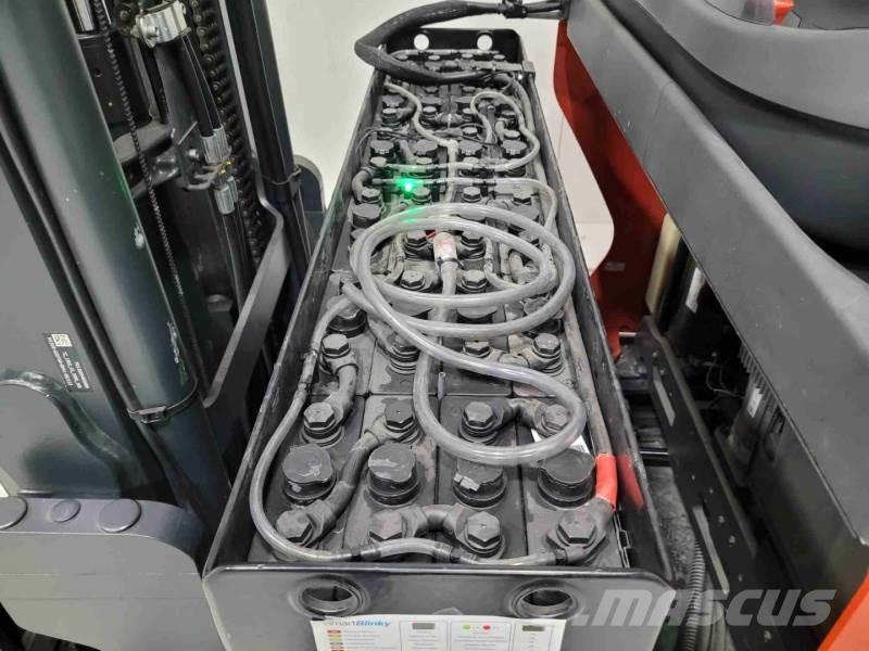 Linde R12B-01 Stivuitor cu catarg retractabil