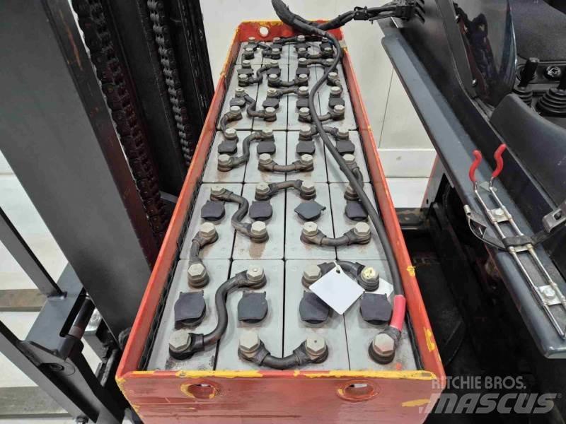 Linde R16S-12 Stivuitor cu catarg retractabil