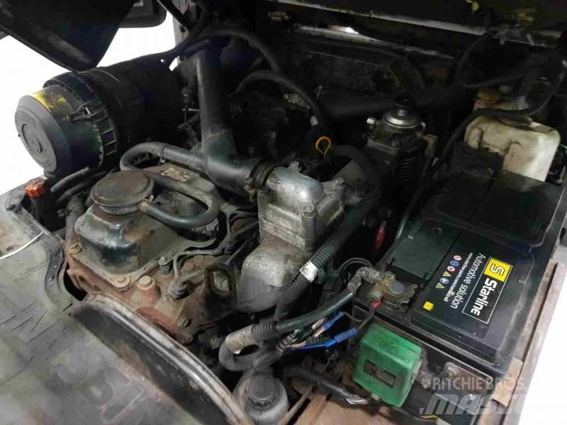 Nissan FD18 Stivuitor diesel