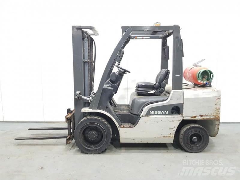 Nissan UG1F2A35DU Stivuitor GPL