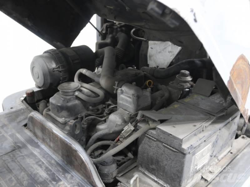 Nissan Y1D2A25Q Stivuitor diesel