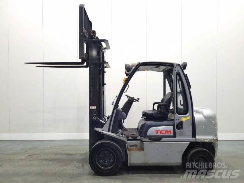Nissan YG1D2A32H Stivuitor diesel
