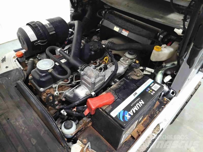 Nissan YG1D2A32H Stivuitor diesel
