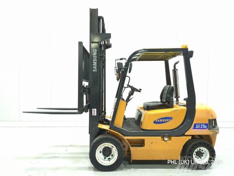 Samsung SF25D Stivuitor diesel