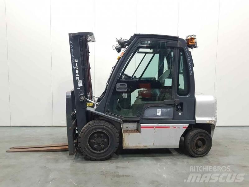 TCM YG1D2A30H Stivuitor diesel