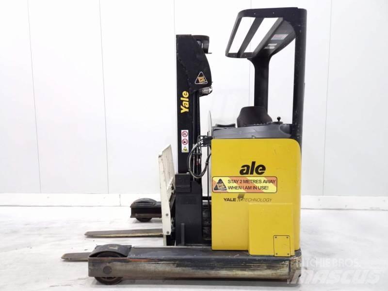 Yale MR14 Stivuitor cu catarg retractabil
