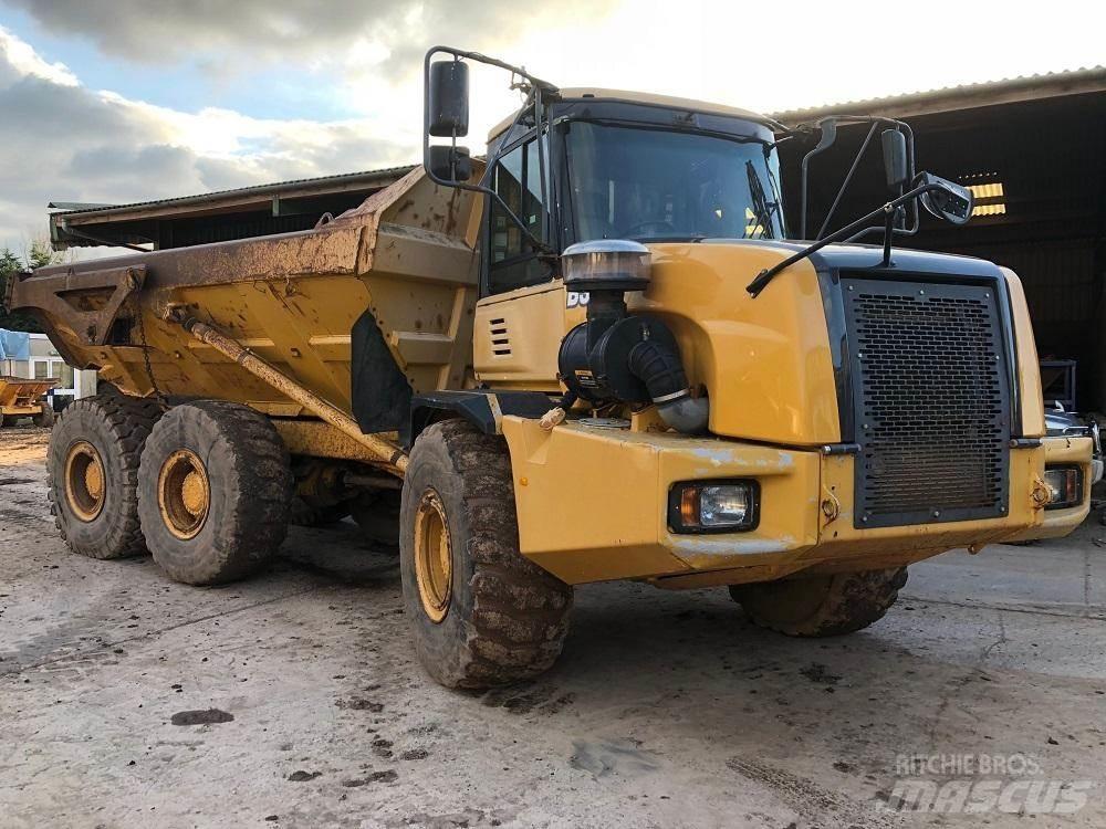 Bell D30D Camioane cu basculante rigide