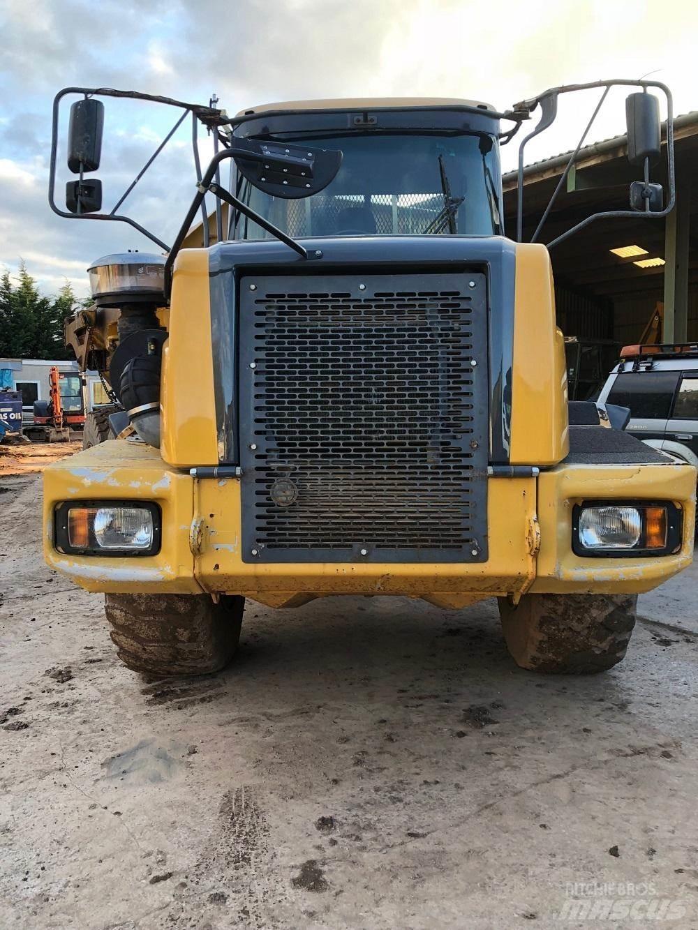 Bell D30D Camioane cu basculante rigide