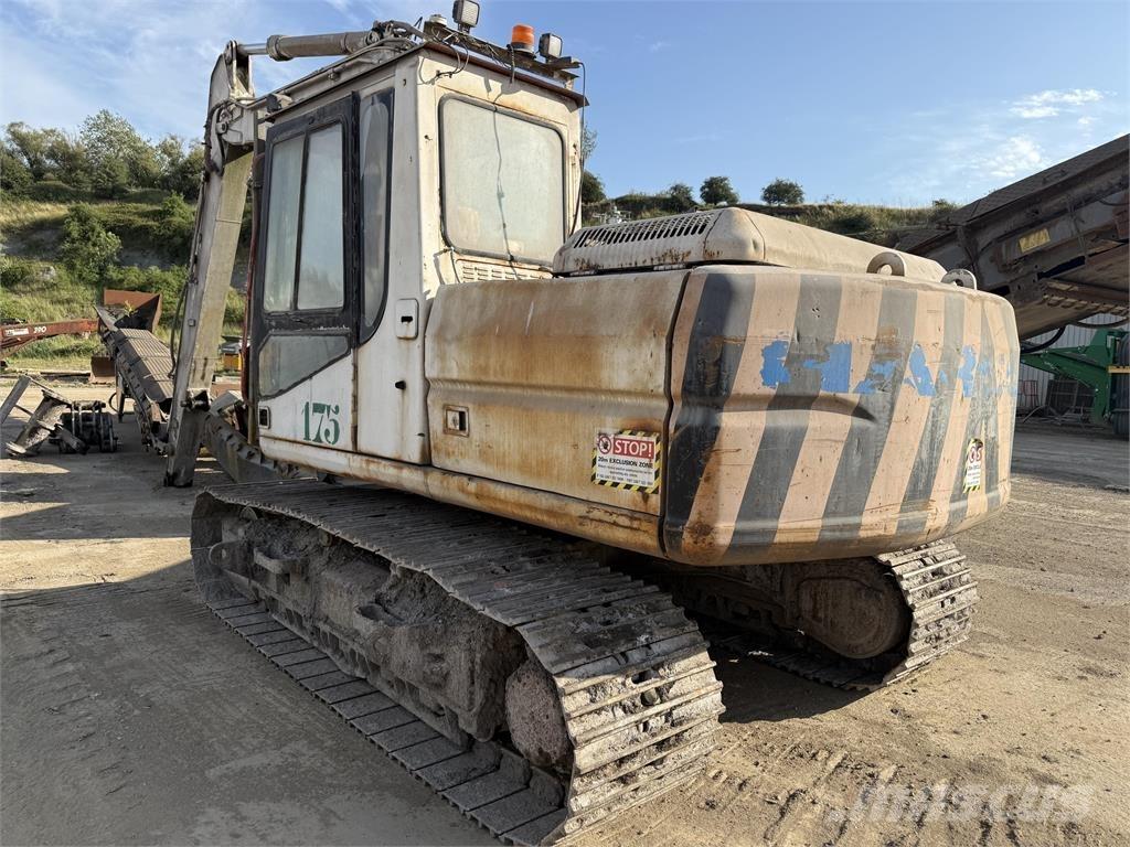 CAT 318B Excavatoare pe șenile
