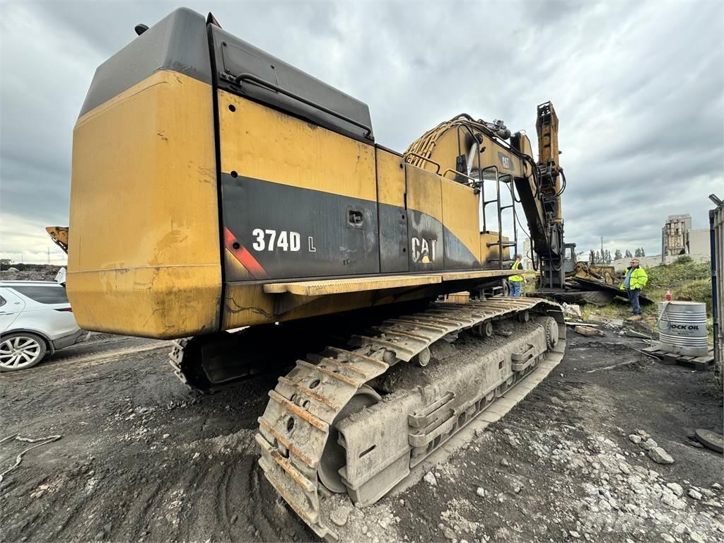 CAT 374DL Excavatoare de demolare