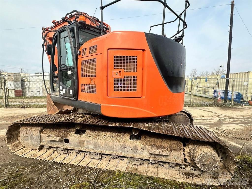 Hitachi ZX225USLC-6 Excavatoare pe șenile
